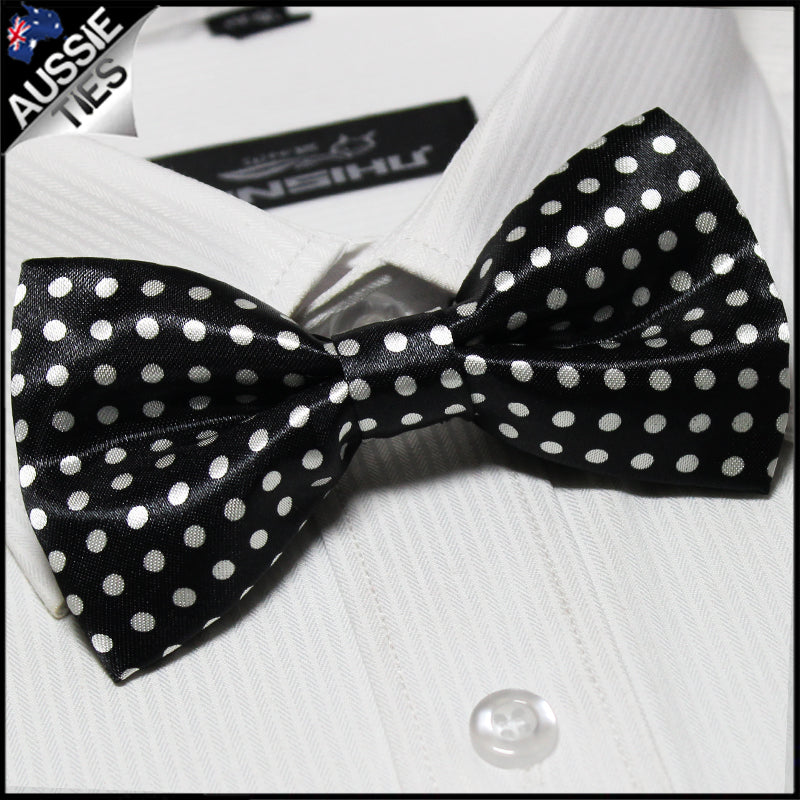 Black with Medium White Polkadots Bow Tie